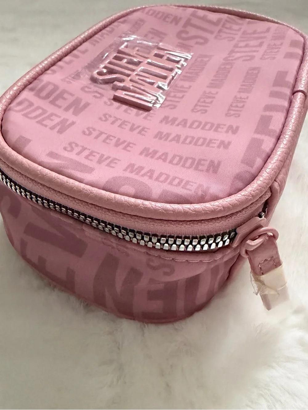 Steve Madden small travel